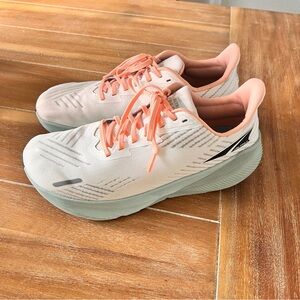 Altra FWD Experience women’s running shoe size 10
